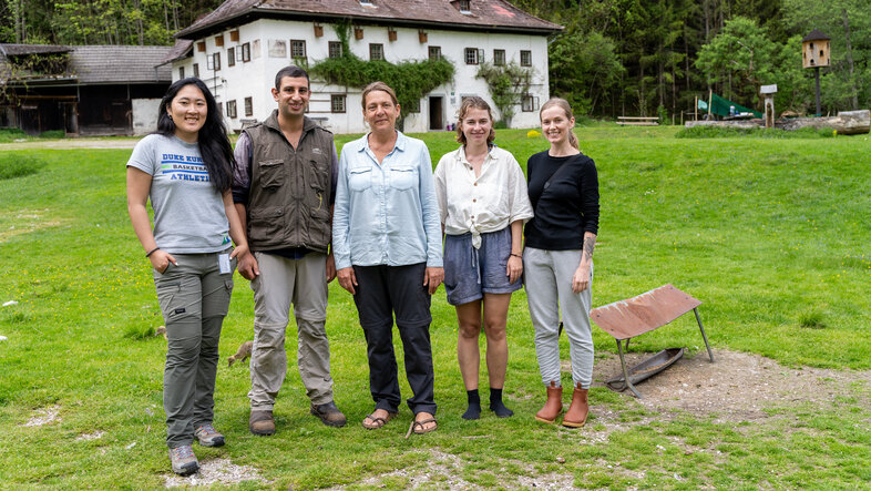 Gruppenbild mit Sonia Kleindorfer und ihrem Team