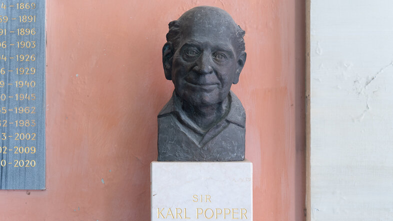 Bust of Karl Popper