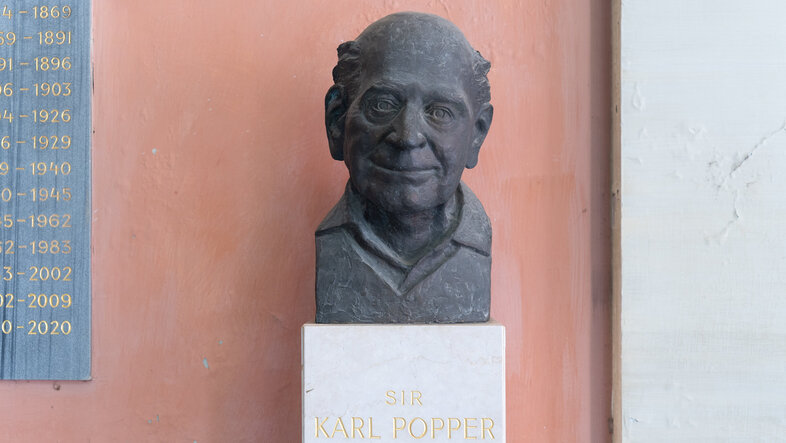Bust of Karl Popper