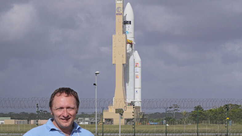 Astrophysiker Franz Kerschbaum 2009 beim Start des Weltraumteleskops Herschel ins All.